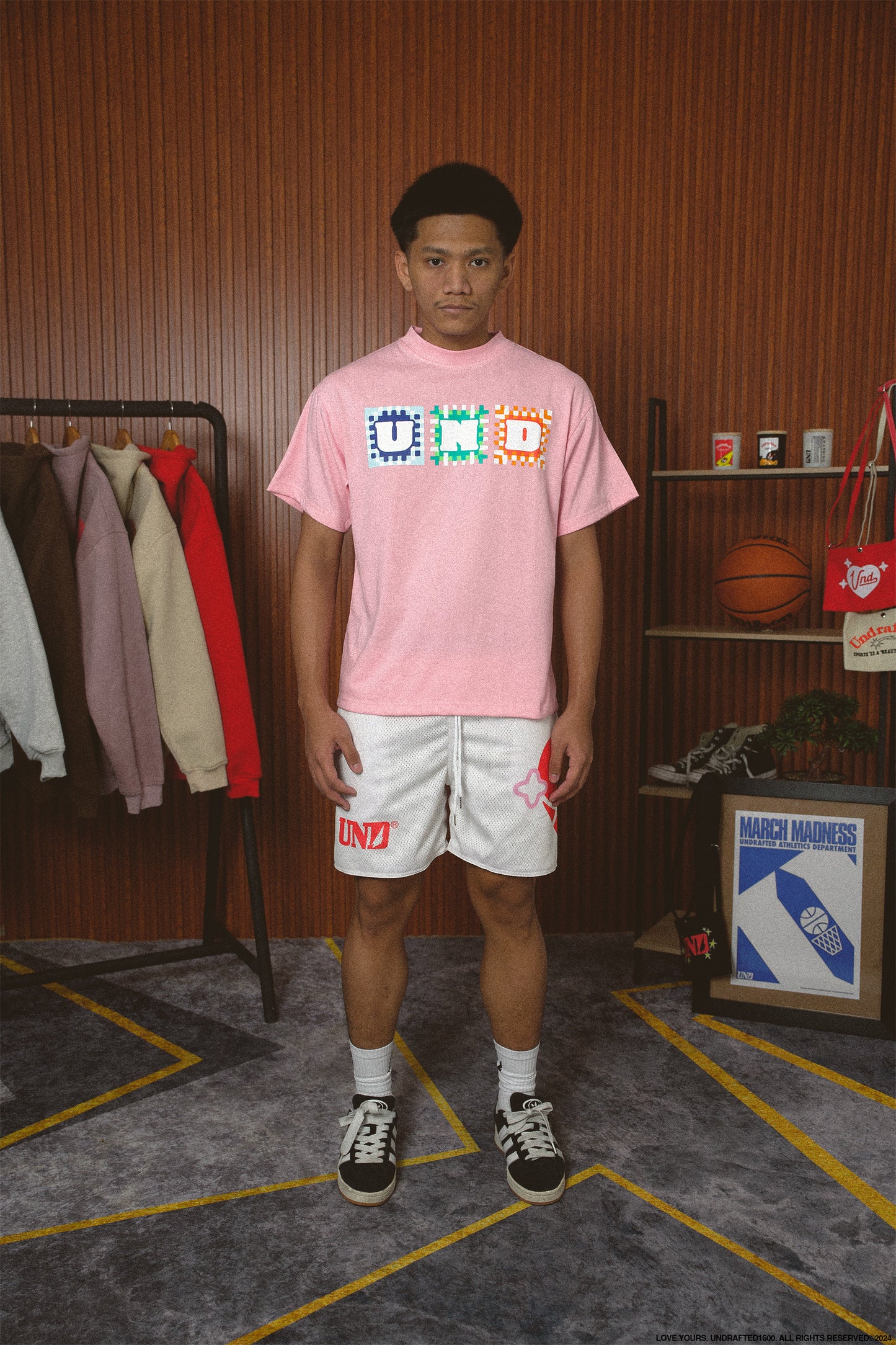 UND Emblem Mesh Shorts Cream