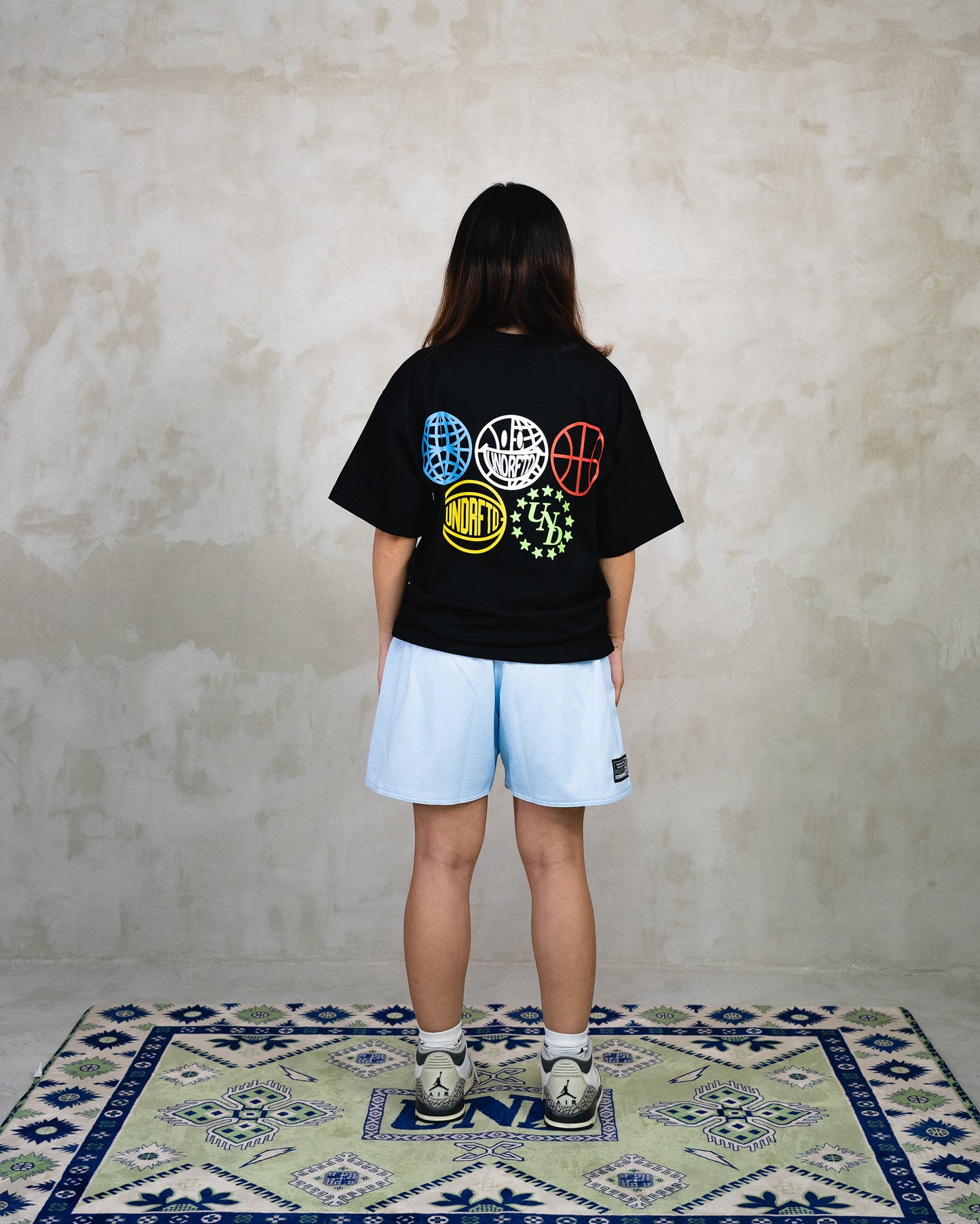 International Tee Black