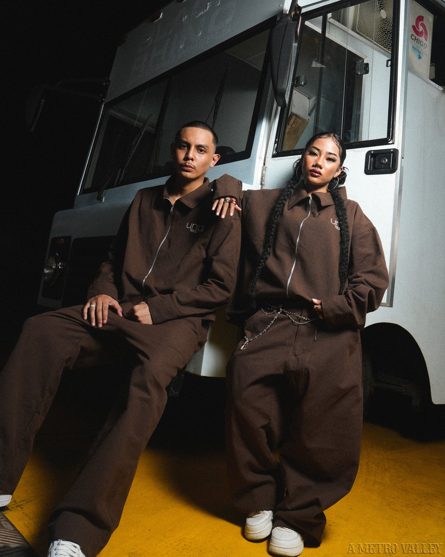UND1600 Brown Denim Pants