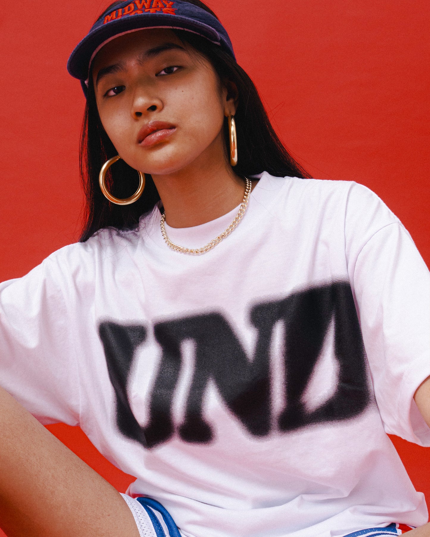 UND Logo Blur Tee in White