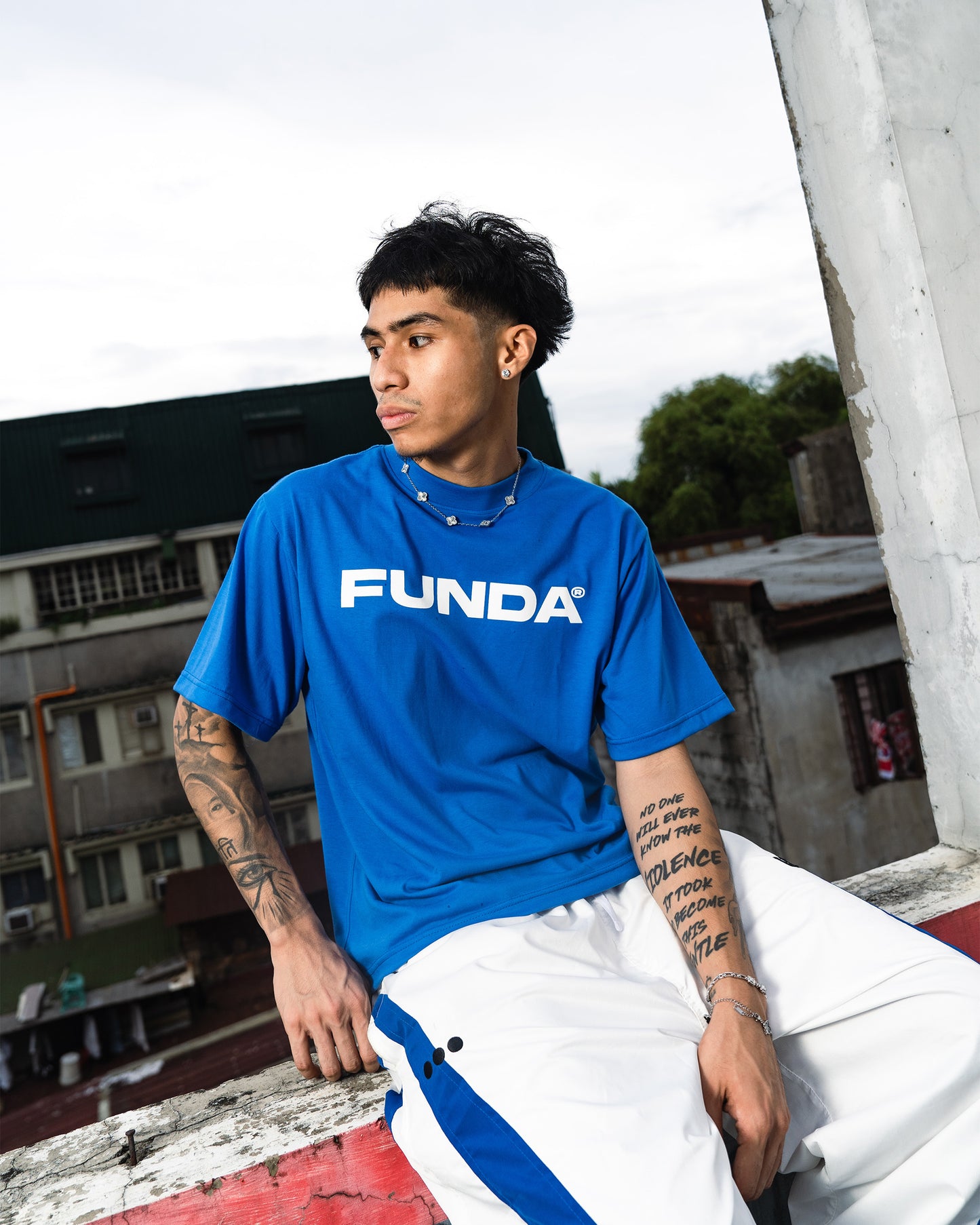 FUNDA athlētikós Tee in Blue