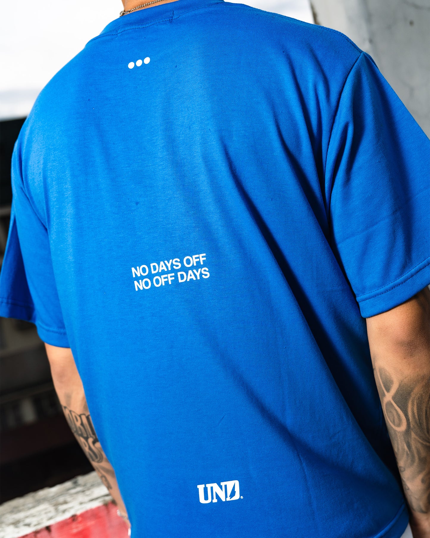 FUNDA athlētikós Tee in Blue