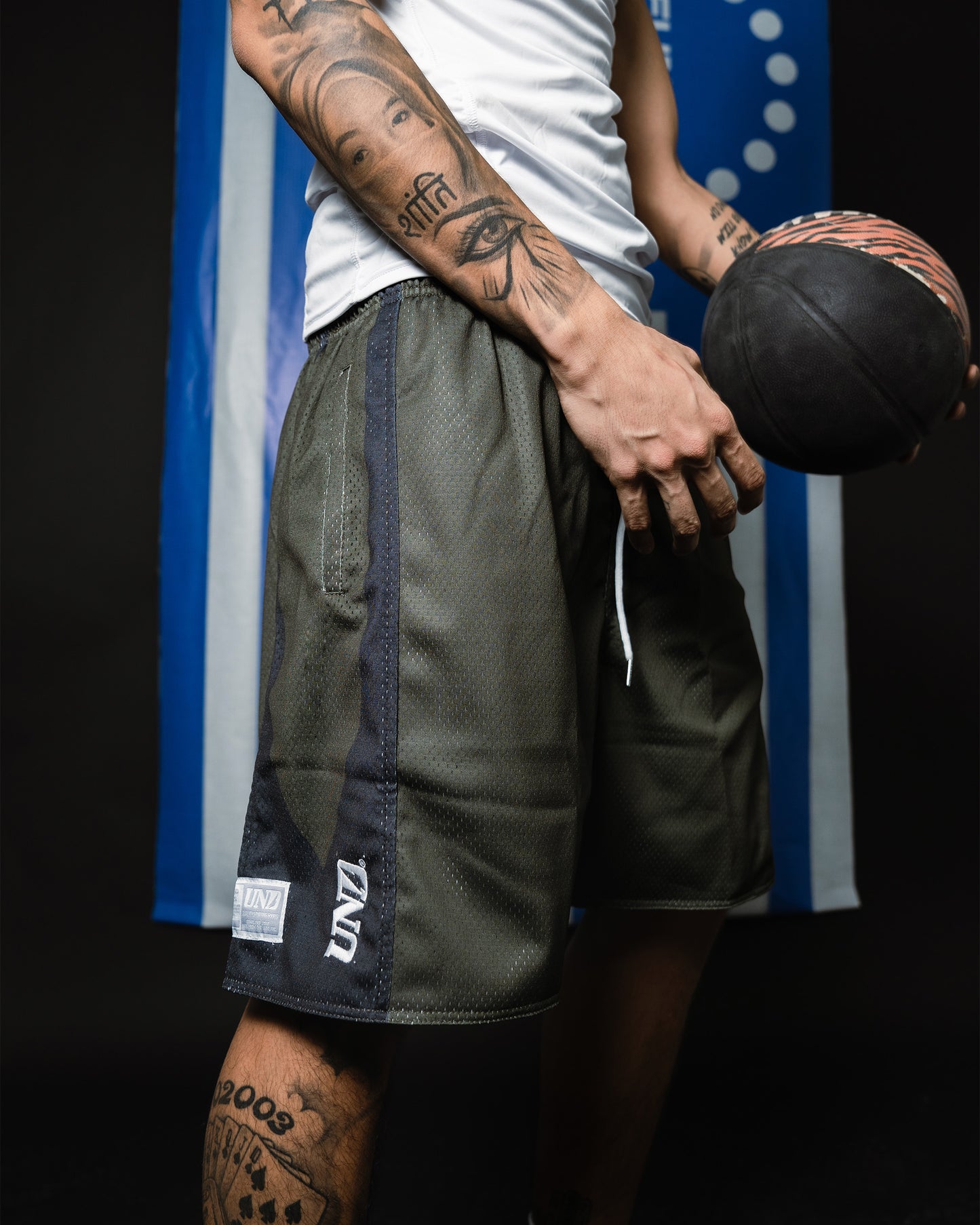 FUNDA athlētikós Baggy Mesh Shorts in Green