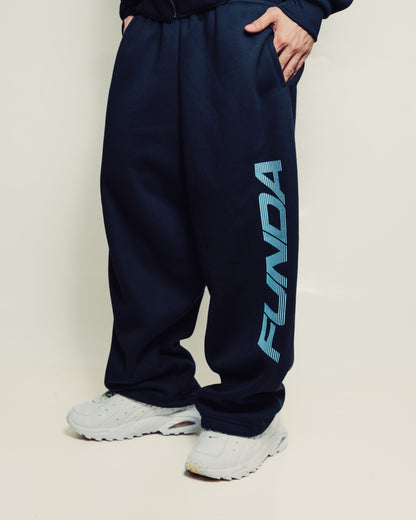 ¥$ FUNDA Trackpants in Black