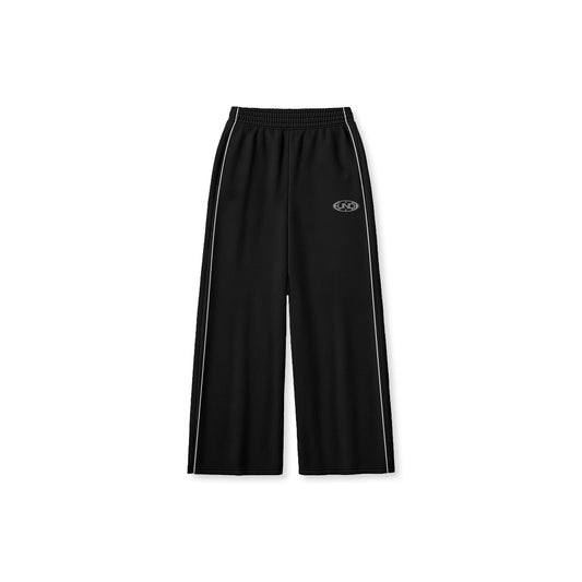 UND1600 Athletics Sweatpants Black