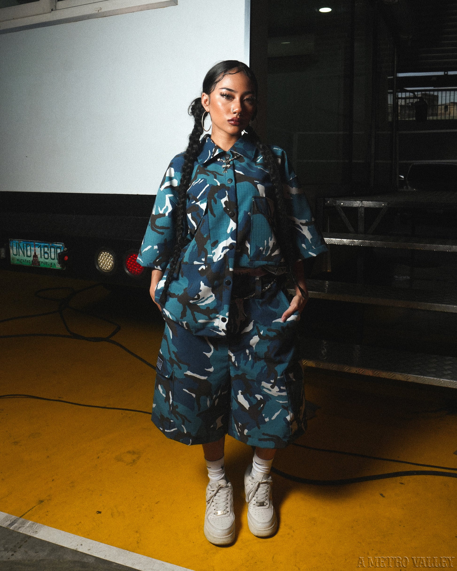 UND Heavyweight Cargo Shorts Military Blue - Main Image